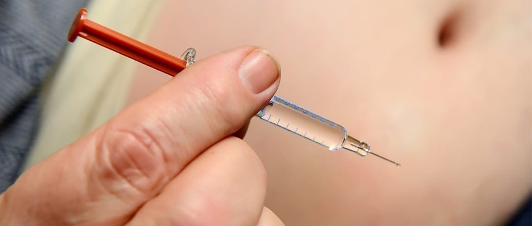 Las vacunas contra cáncer de cuello de útero poseen un 98 por ciento de eficacia