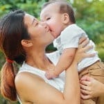 La Asociación  Española de Pediatría publica la guía para el cuidado del bebé