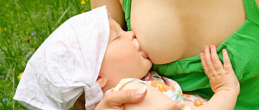 La leche materna aporta al bebé todos los nutrientes necesarios