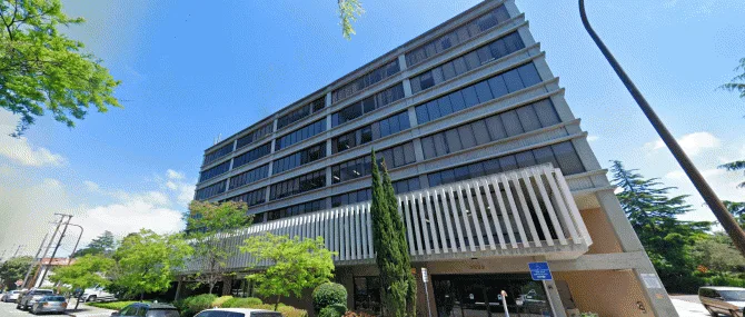 Fachada de la clínica Alta Bates In Vitro Fertilization Program
