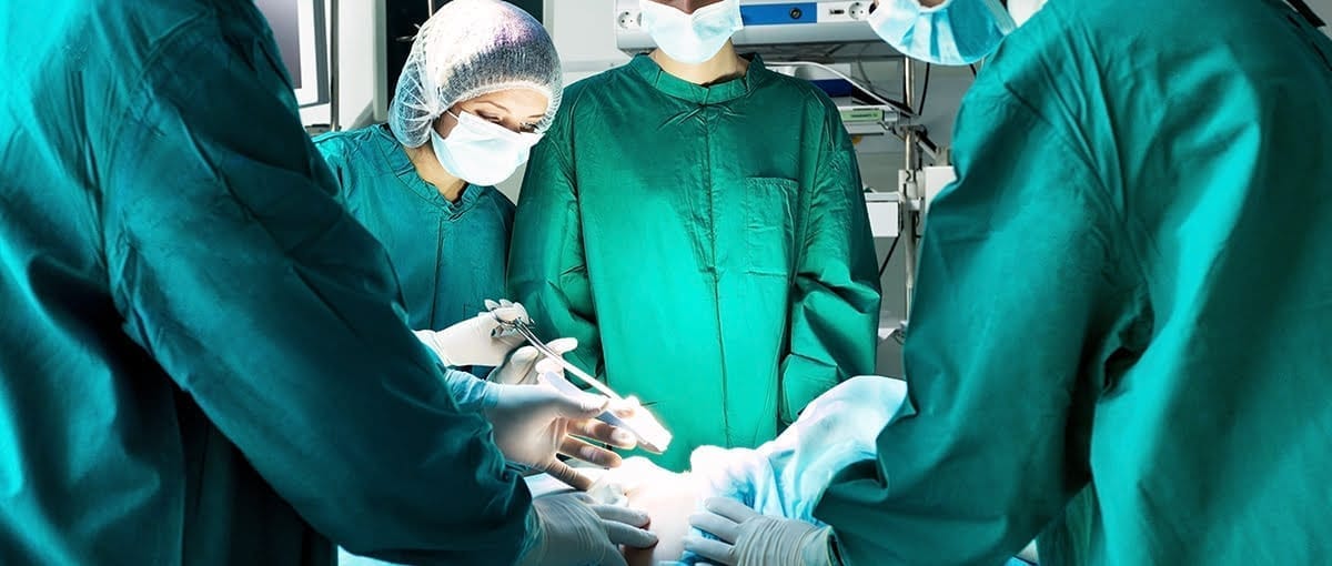 Trasplante de corazón exitoso a un bebé que sufría cardiomiopatía dilatada