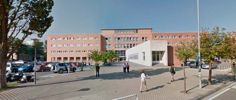 Fachada de la clínica Complejo Hospitalario de Navarra (CHN)