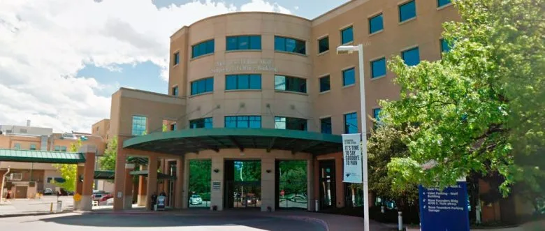 Fachada de la clínica Colorado Reproductive Endocrinology