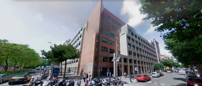 Fachada de la clínica FIVclínic