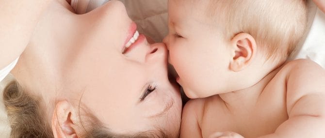 Imagen: Vínculo entre los padres y el bebé