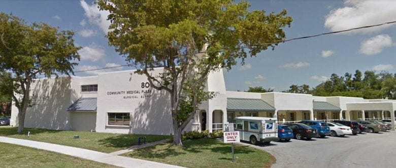 Fachada de la clínica Boca Fertility Florida