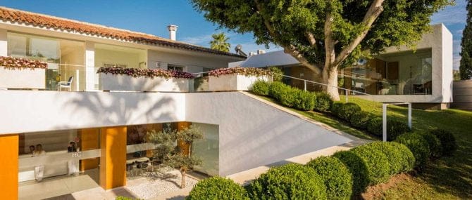 Imagen: Entrada de HC Fertility Marbella