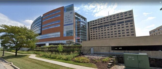 Fachada de la clínica Advanced IVF Institute