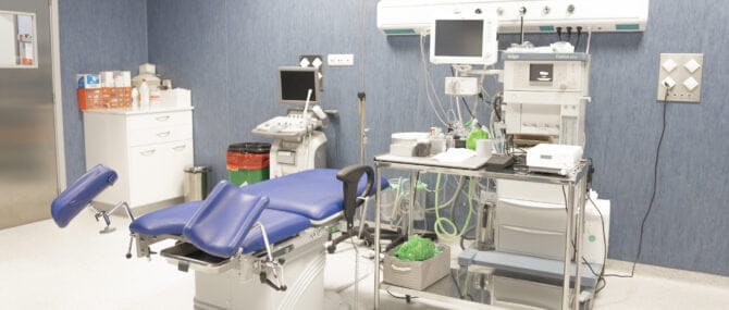Imagen: Quirófano de Ginemed Huelva