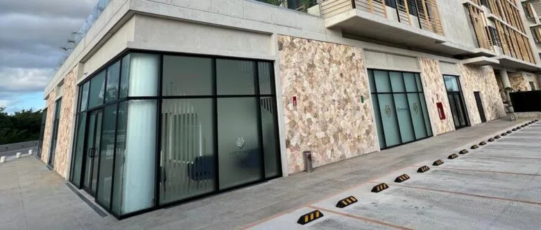 Fachada de la clínica FertilyMed